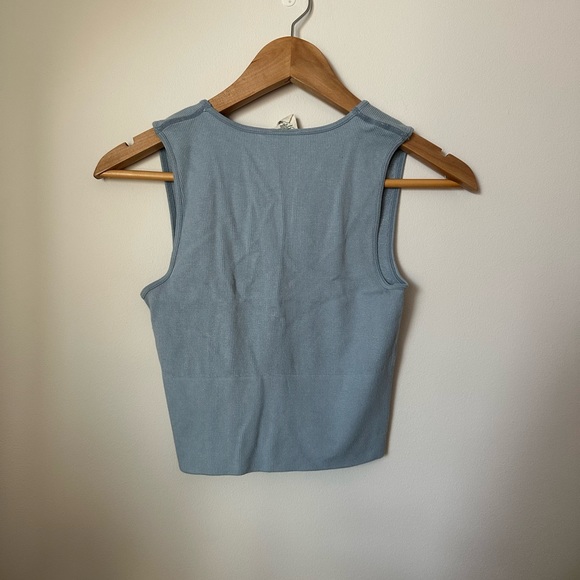 C’est moi bamboo deep V crop top - Picture 6 of 7